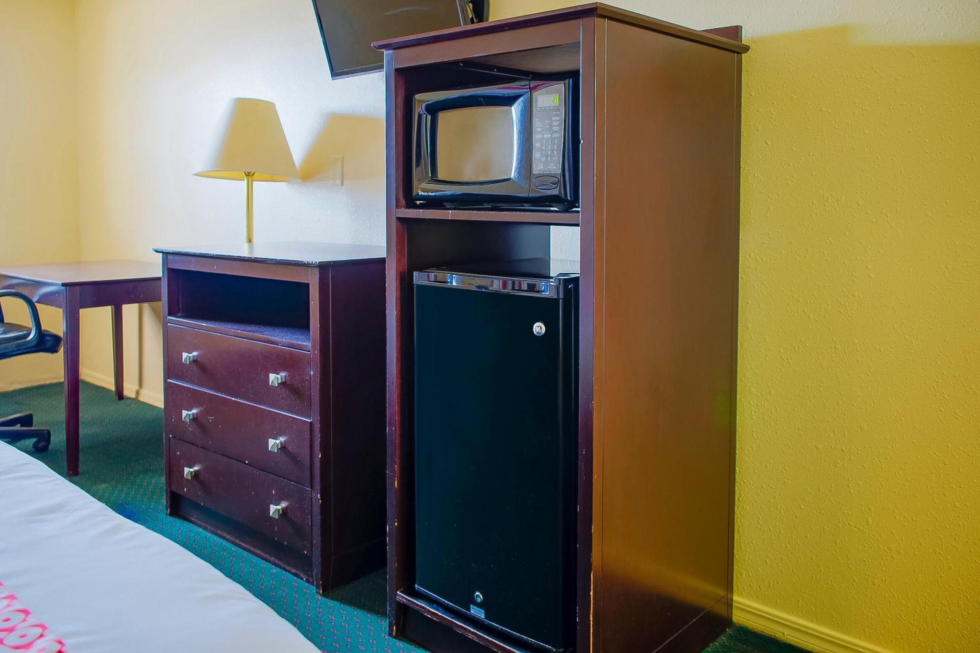 Duncan Inn By Oyo, Ok - Hwy 81 Near Chisholm Casino Bagian luar foto